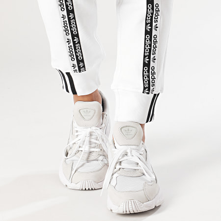 Adidas Originals - Pantalon Jogging Femme A Bandes Cuff FM4384 Blanc