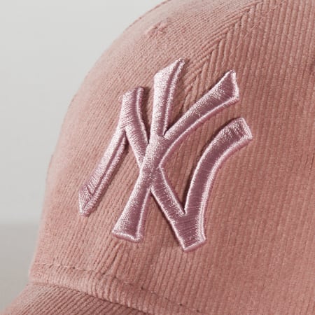 New Era - Casquette Femme 9Forty Pastel Corduroy 12285200 New York Yankees Rose