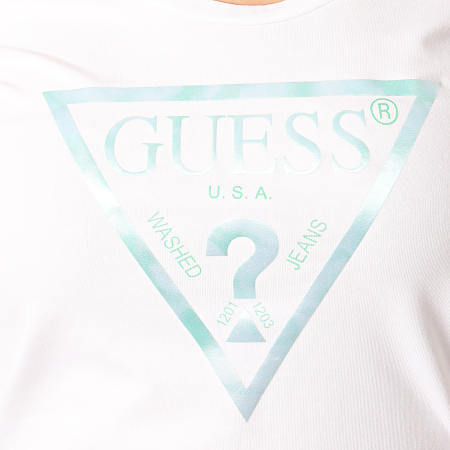Guess - Tee Shirt Slim Femme W0GI77-J1300 Blanc