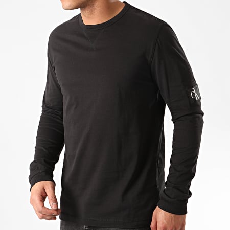 Calvin Klein - Tee Shirt Manches Longues Badge Sleeve 5108 Noir