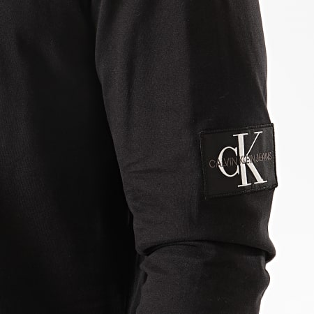 Calvin Klein - Tee Shirt Manches Longues Badge Sleeve 5108 Noir