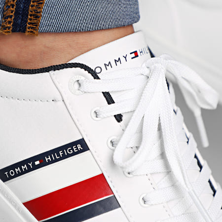 Tommy Hilfiger - Baskets Essential Stripes Detail Sneaker 2685 White