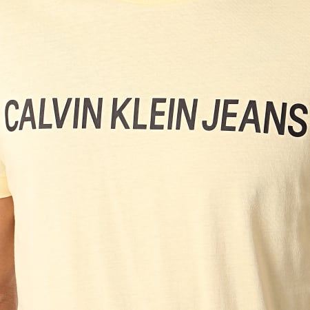 Calvin Klein - Tee Shirt Institutional Logo 7856 Jaune Pastel