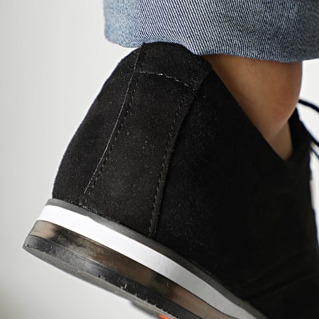 Classic Series - 211 Zapatos Negro