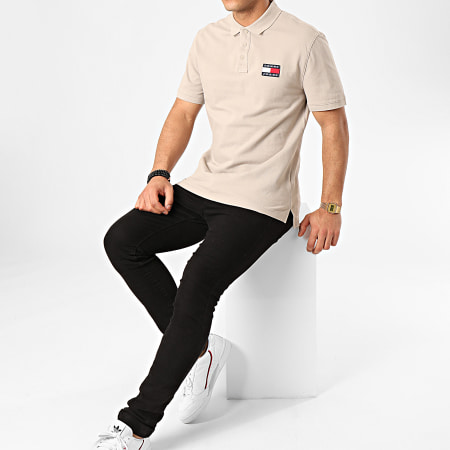 Tommy Jeans - Polo Manches Courtes Tommy Badge 7456 Beige