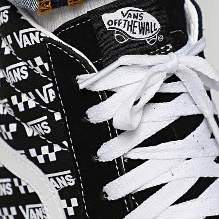 Vans - Baskets Sk8-Hi Logo Repeat U3CTEZ Black True White