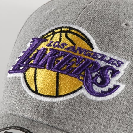 New Era - Casquette Fitted 39Thirty Heather 12285456 Los Angeles Lakers Gris Chiné