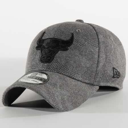 New Era - Casquette Fitted 39Thirty Engineered Plus 12287062 Chicago Bulls Gris Chiné Camo