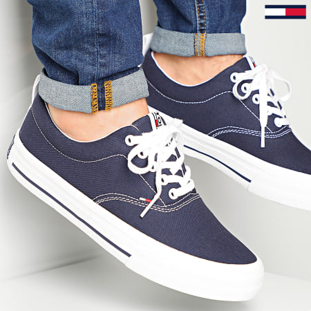 Baskets classic low tommy jeans sneaker 0405 white