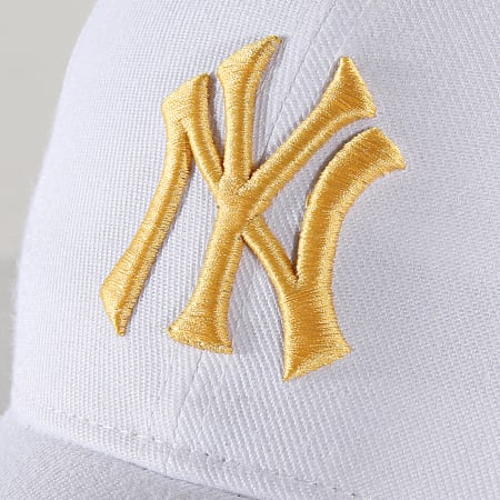 '47 Brand - Casquette MVP Adjustable MVPSP17WBP New York Yankees Blanc Jaune