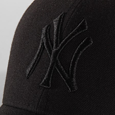 '47 Brand - Casquette MVP Adjustable MVPSP17WBP New York Yankees Noir Noir