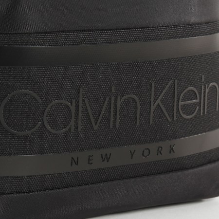 Calvin Klein - Sacoche Striped Logo Mini Reporter 5377 Noir
