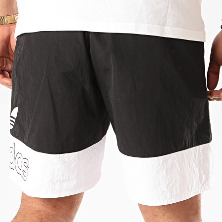 Adidas Originals - Short De Sport Freestyle FM1547 Noir Blanc
