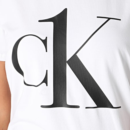 Calvin Klein - Tee Shirt Femme 6436 Blanc