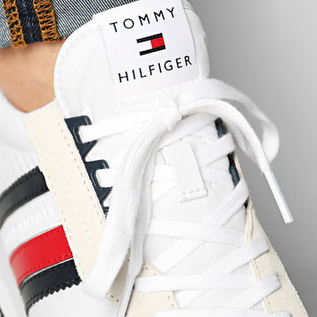 Tommy Hilfiger - Baskets Low Mix Runner Stripes 2845 White Primary Red