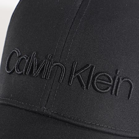 Calvin Klein - Casquette Embroidery BB 5737 Noir
