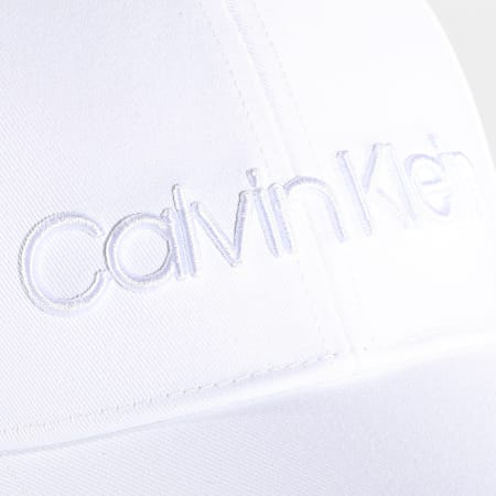 Calvin Klein - Casquette Embroidery BB 5737 Blanc