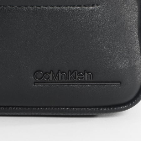 Calvin Klein - Trousse De Toilette CK Duty Washbag 5713 Noir