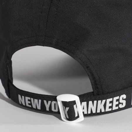 New Era - Casquette Tech Fabric License 9Forty New York Yankees 12380788 Noir