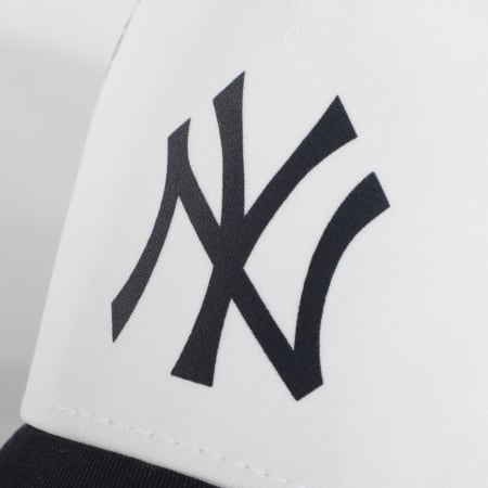 New Era - Casquette Trucker Enfant New York Yankees Team Colour Block 12380803 Blanc Noir