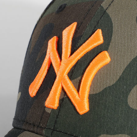 New Era - Casquette Enfant 9Forty New York Yankees Essential 940 12381205 Vert Kaki Marron Orange