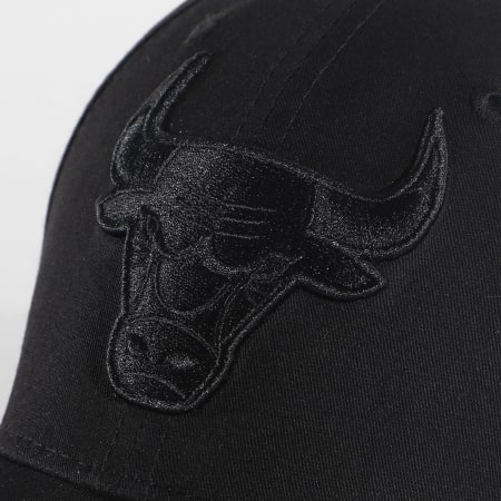 New Era - Casquette 9Forty Chicago Bulls Black On 940 12381214 Noir