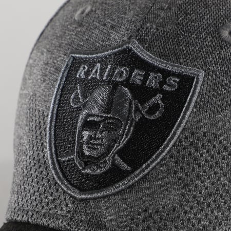 New Era - Casquette Fitted 39Thirty Oakland Raiders 12381155 Gris Chiné Gris Anthracite Camouflage