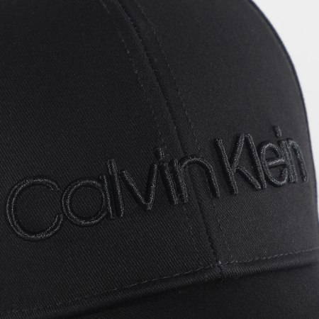 Calvin Klein - Casquette Embroidery Logo 6832 Noir