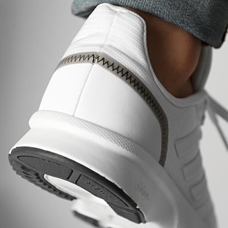adidas - Baskets Nova Flow EH1362 White 