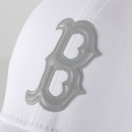 New Era - Casquette 9Forty Stretch Snap 12380831 Boston Red Sox Blanc Refléchissant