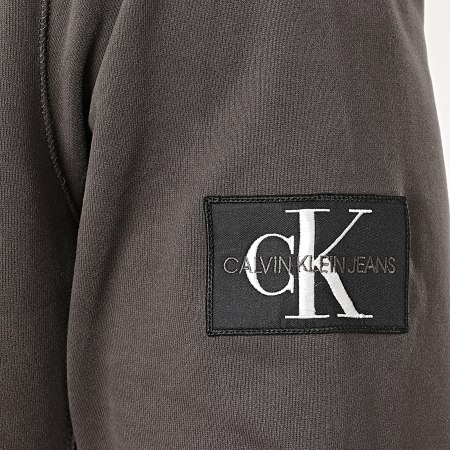 Calvin Klein - Sweat Capuche Monogram Badge 5594 Gris