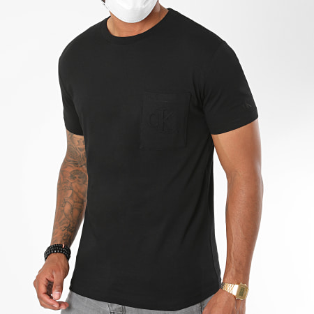 Calvin Klein - Tee Shirt Poche Embossed Pocket 5719 Noir