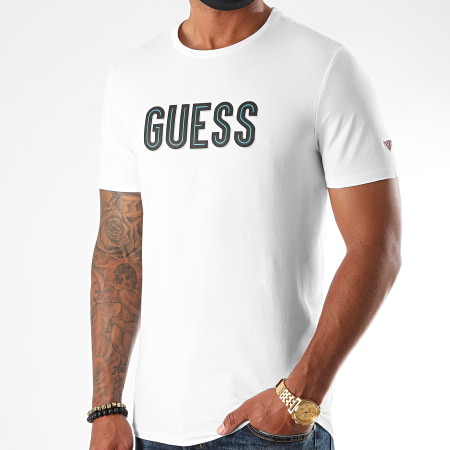 Guess - Tee Shirt MM0YI9A-J1300 Blanc