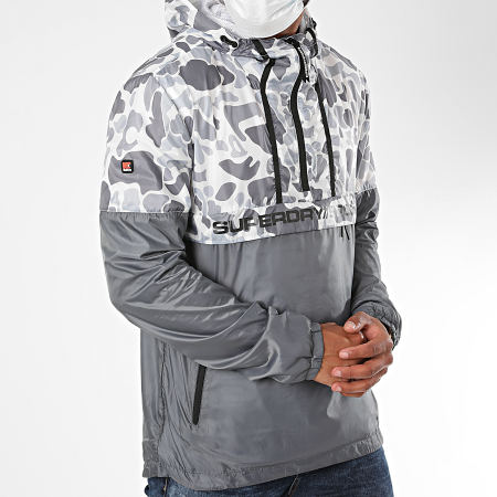 Superdry - Coupe-Vent Capuche Camouflage Urban Overhead MS300085A Gris