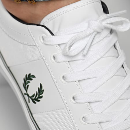Fred Perry - Baskets Baseline Mesh Leather B8214 White