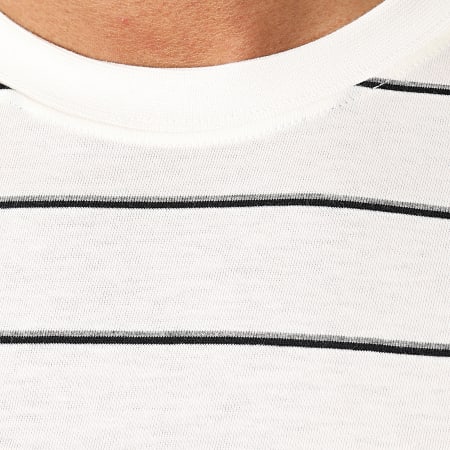 Fred Perry - Tee Shirt A Rayures Fine Stripe M8532 Blanc