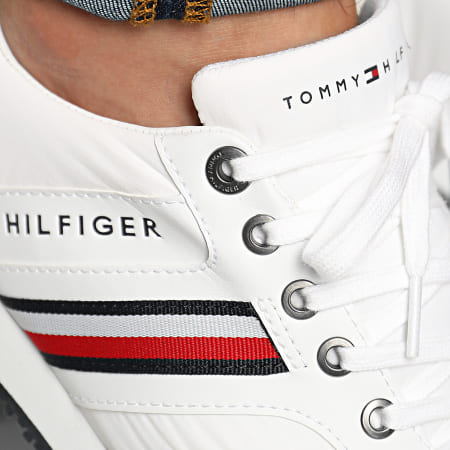 Tommy Hilfiger - Baskets Iconic Material Mix Runner 2847 White