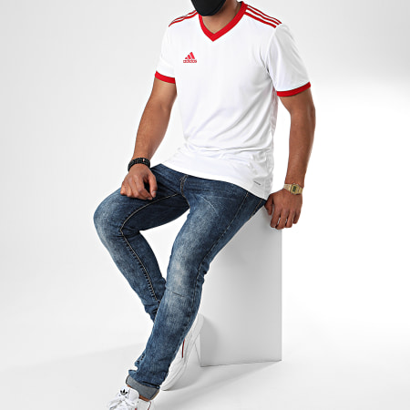 Adidas Sportswear - Tee Shirt Col V A Bandes Tabela 18 CE1717 Blanc Rouge