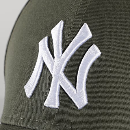 New Era - Casquette Fitted 39Thirty 12523890 New York Yankees Vert Kaki