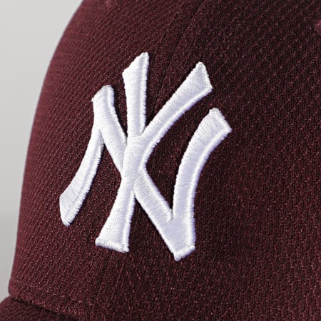 New Era - Casquette Fitted 39Thirty 12523908 New York Yankees Bordeaux