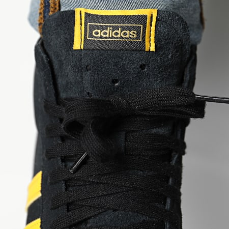 Adidas Originals - Baskets Montantes Profi FW3635 Core Black Gold Metal Footwear White