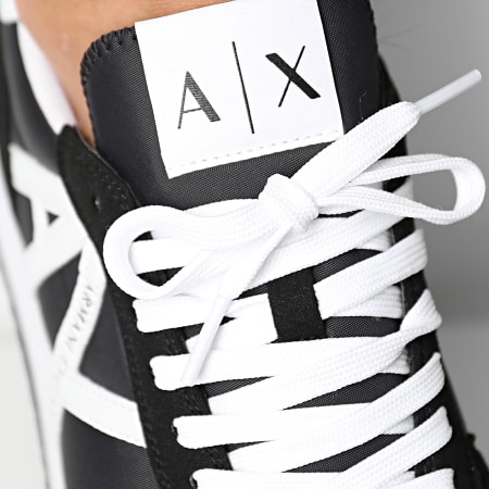 Armani Exchange - XUX017-XCC68 Zapatillas Negro Blanco