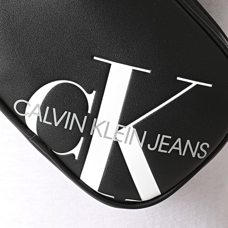 Calvin Klein - Sac Banane Femme Round Waistbag 6853 Noir
