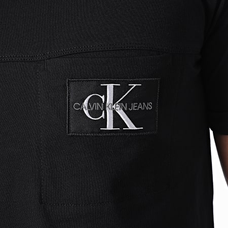 Calvin Klein - Tee Shirt Poche Monogram Badge 5612 Noir
