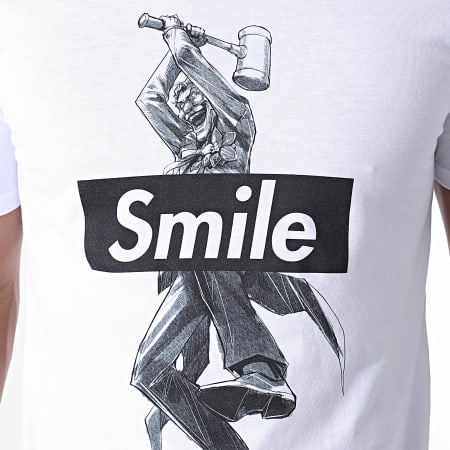 DC Comics - Tee Shirt Joker Smile Blanc