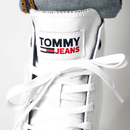Tommy Jeans - Baskets Montantes Mid Cut Lace Up 0566 White