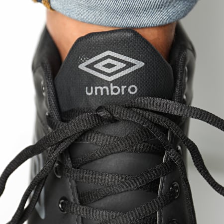 Umbro - Baskets Jintom 815330 Noir