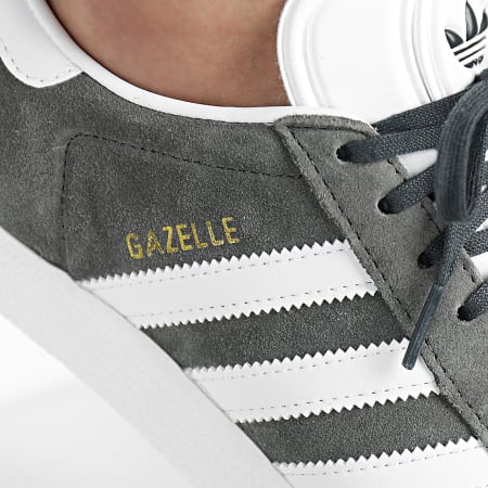 Adidas Originals - Gazelle BB5480 Grigio scuro Bianco Oro Metallizzato Sneakers