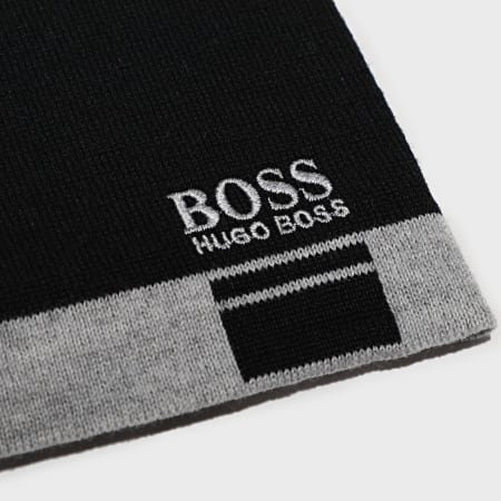 BOSS - Bonnet 50433949 Noir Gris