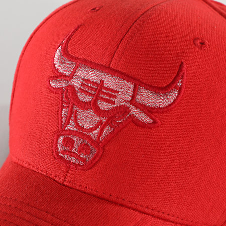 Mitchell and Ness - Casquette 110 Chicago Bulls Rouge